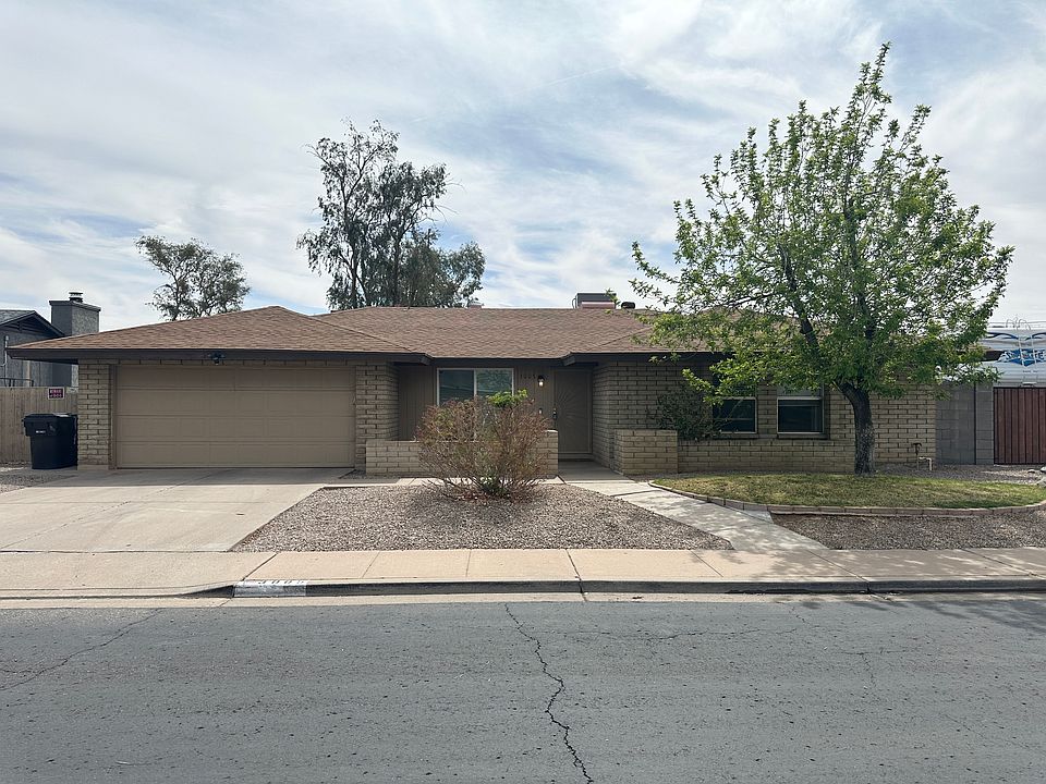 1st image of 3005 E Emelita Ave