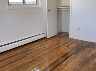 209-40 41st Ave #3, Bayside, NY 11361