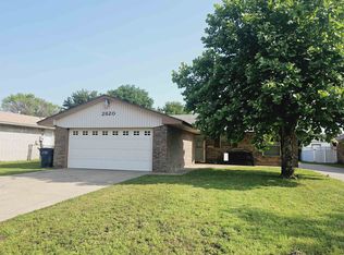 2820 Robin Rdg, Enid, OK 73703