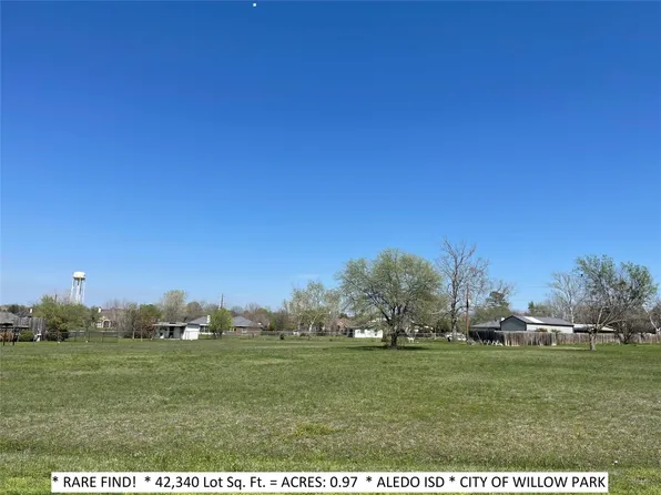 Chaparral Ct, Weatherford, TX 76087
