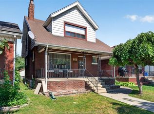 1342 Hall Ave, Windsor, ON N8X 4R3