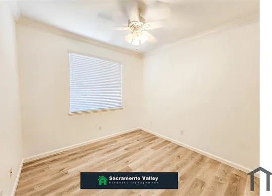 1901 Yarnell Way — Photo 18