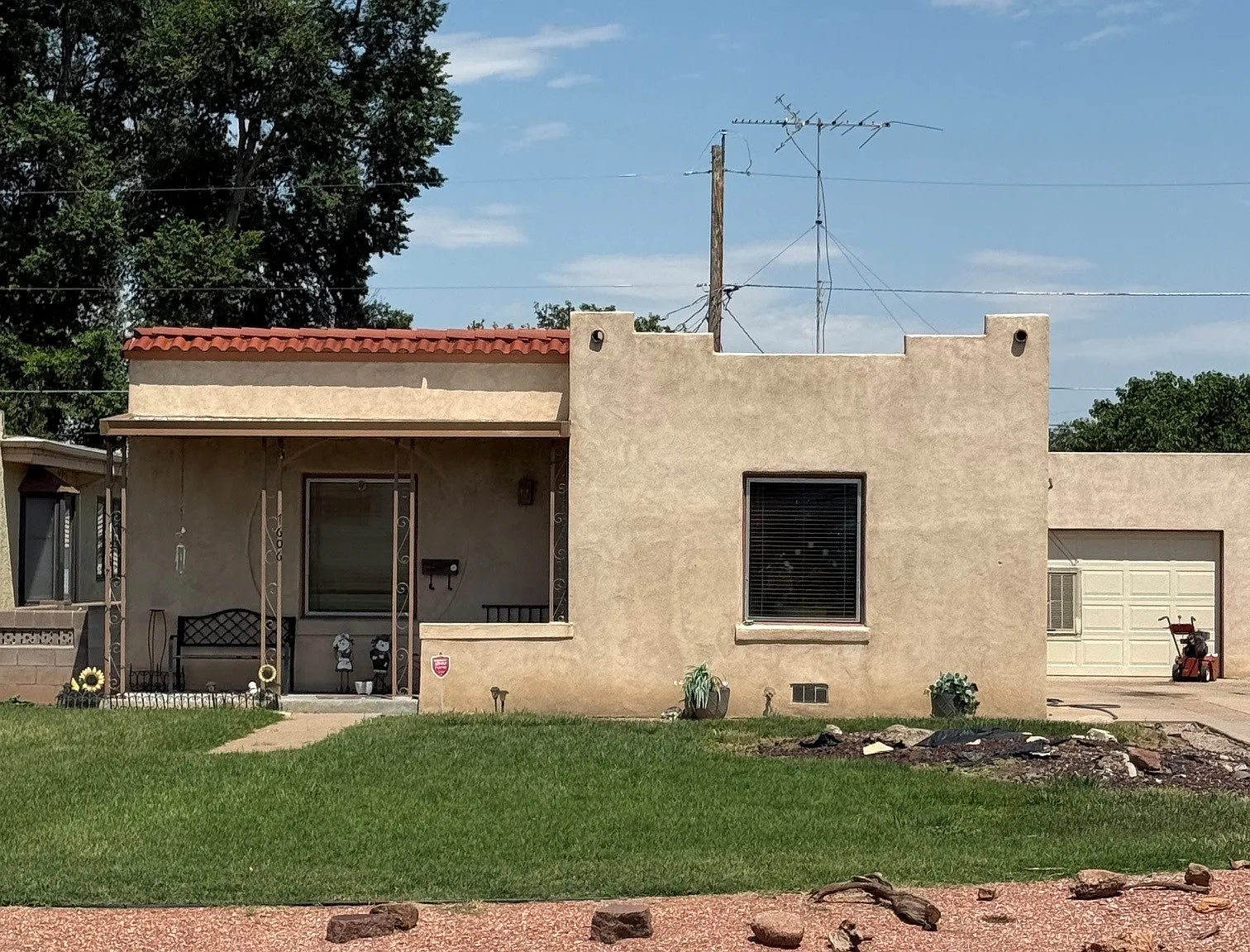 Stone Ave, Pueblo — Photo 1