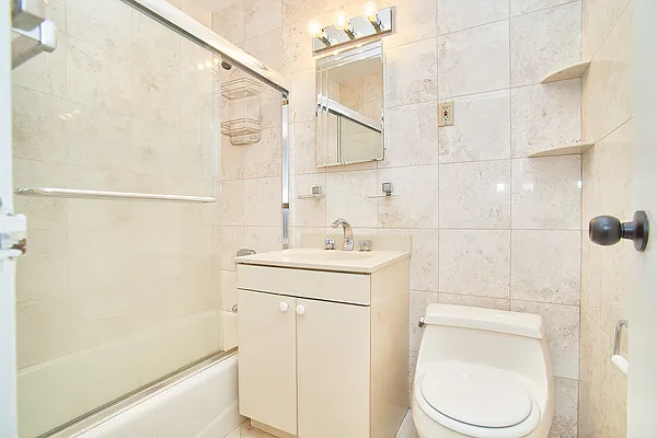 Rented by Living New York | media 13