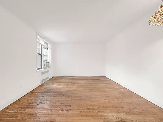 1st image of 61 Oliver St APT 1S