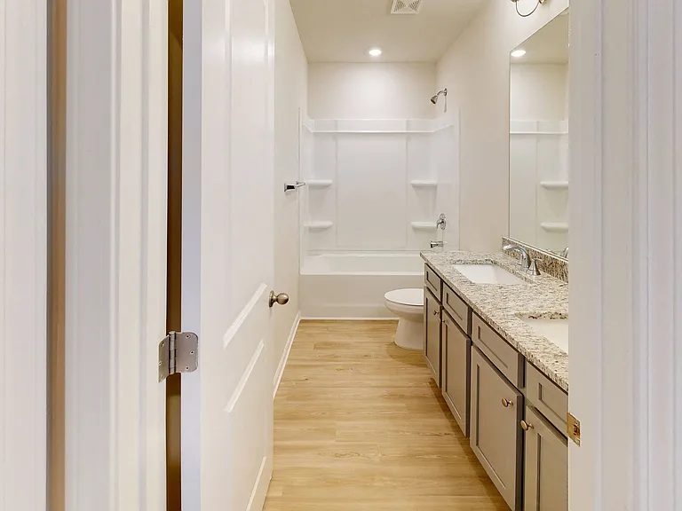 Quinn Residences at McCart Landing — Photo 33