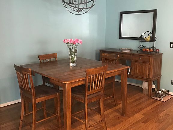 3rd image of 5368 Pandoria Ave