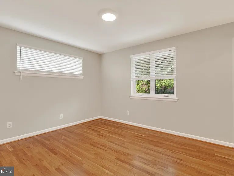 4625 Strathblane Pl — Photo 11