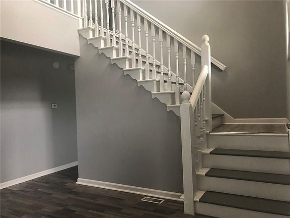 4th image of 3951 Sunshine Ave