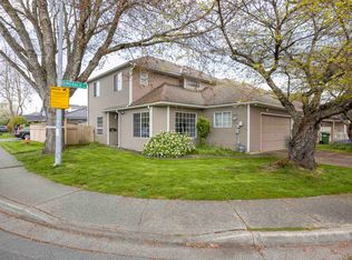 6220 Lynas Ln, Richmond, BC V7C 5E4