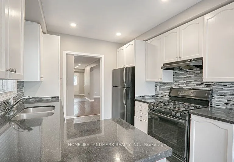 813 Stonehaven Ave — Photo 13
