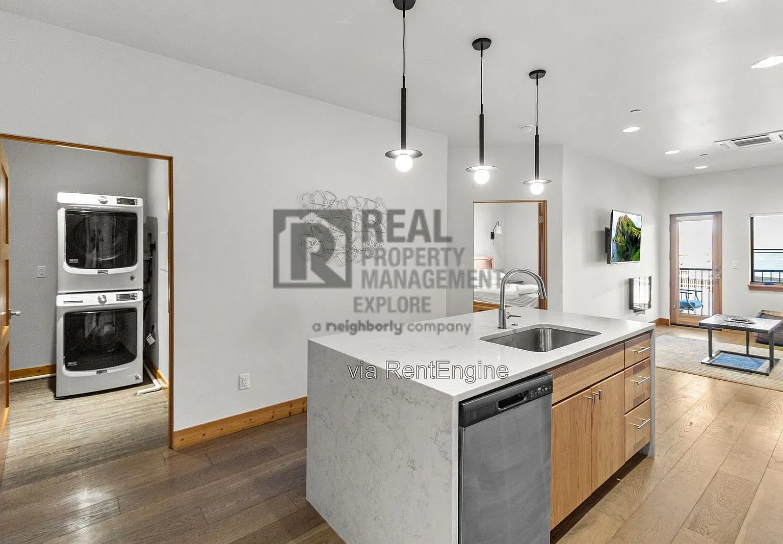 1 bed, 1.0 bath, $2,395 — Photo 1