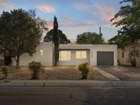 1808 Dakota St NE, Albuquerque, NM 87110