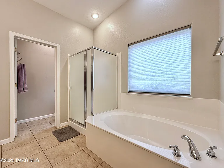 6622 E Farmstead Rd — Photo 28