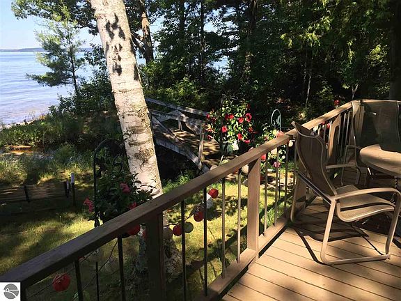 5th image of 5598 Mackenzie Dr