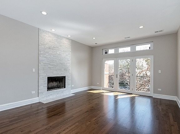5th image of 4226 N Ashland Ave APT 3B