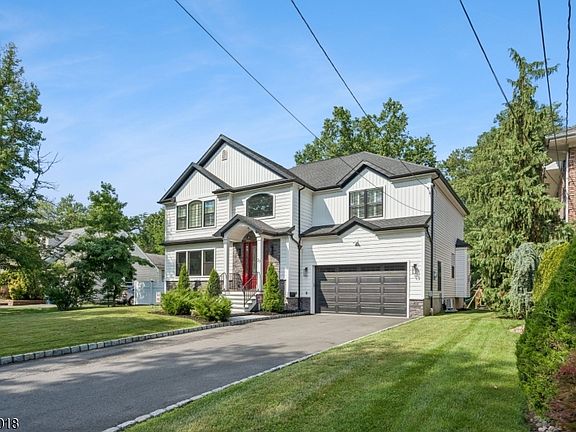 3rd image of 27 Brookside Ter