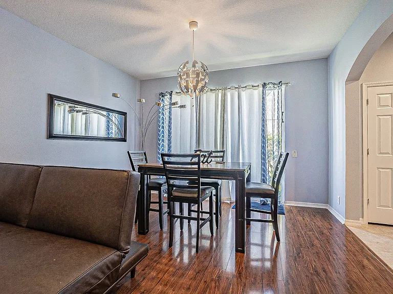 1031 Paseo Del Rio NE — Photo 5
