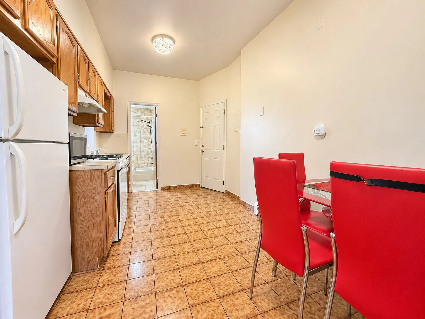 1 bed, $1,600 — Photo 2