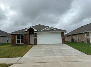 806 Aberdeen Ave, Carl Junction, MO 64834