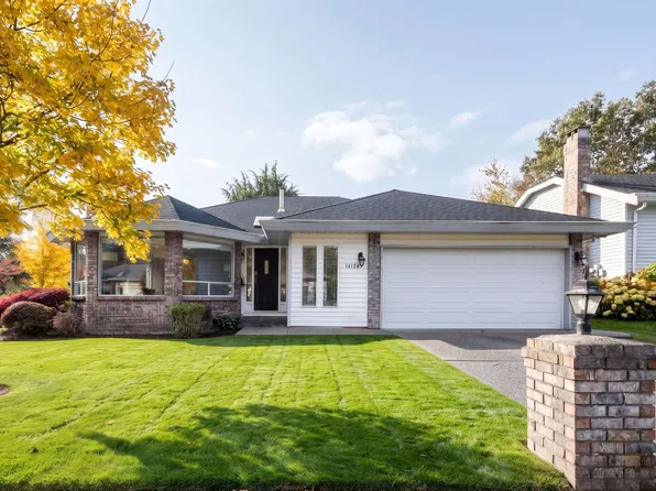14124 19a Ave, Surrey, BC V4A 7Z6