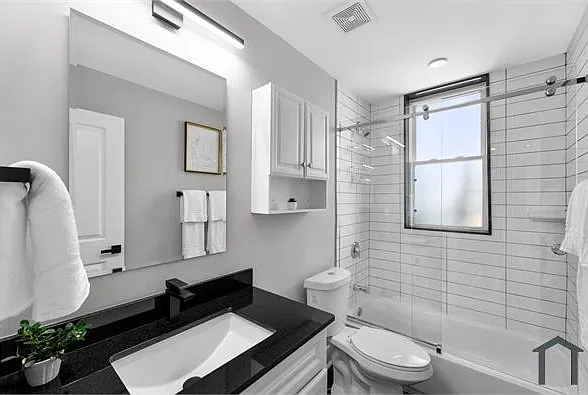 1017 Euclid St NW #1 — Photo 9