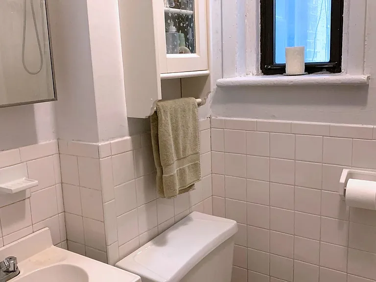 839 Willow Ave #3 — Photo 6