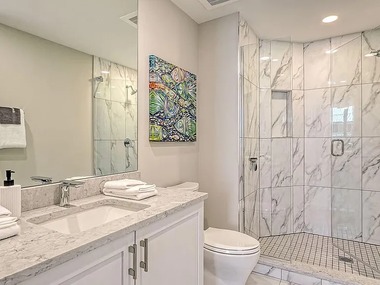 1035 Seaside Dr #406 — Photo 7