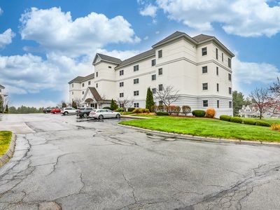Sky Meadow Apartments Nashua Nh Zillow