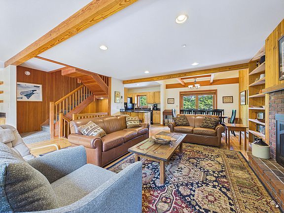 4th image of 533 Spruce Creek Road #533