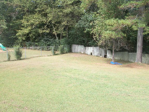 5th image of 66 Hedgewood Dr