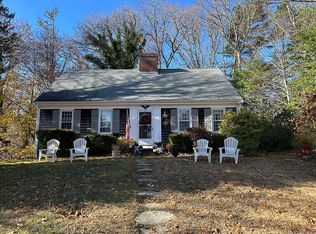 5 Katy Hatchs Rd, Falmouth, MA 02540