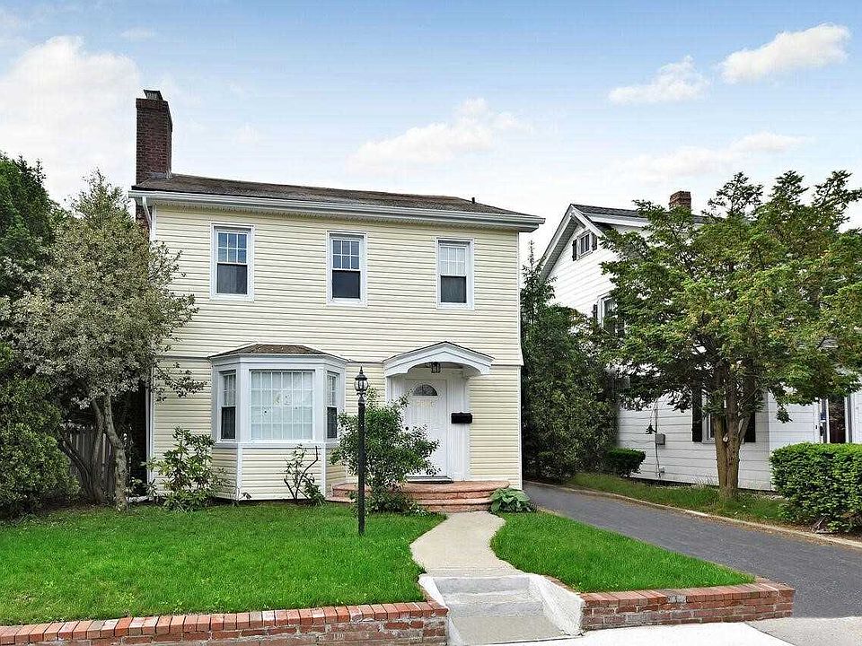 1st image of 240 Wilson Ave