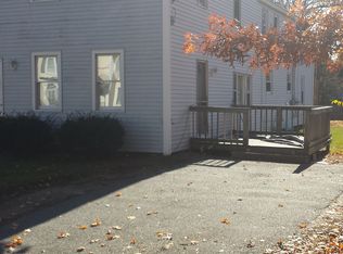 15 Leighton St, Pepperell, MA 01463