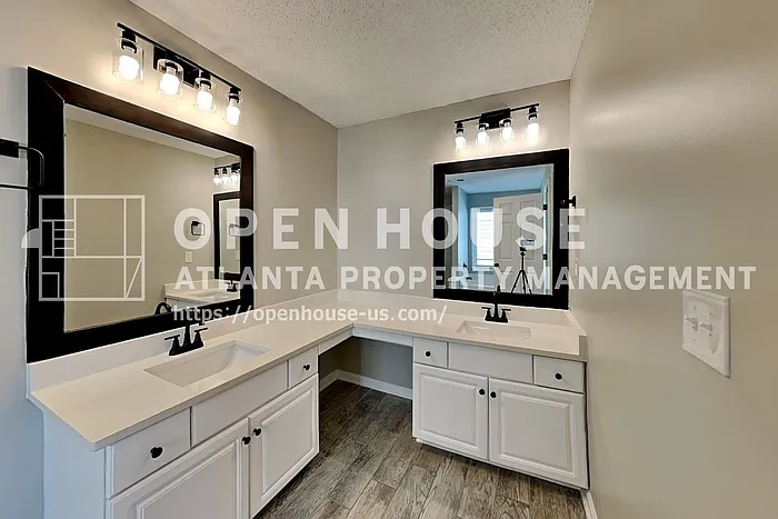 3705 Patterstone Dr — Photo 11