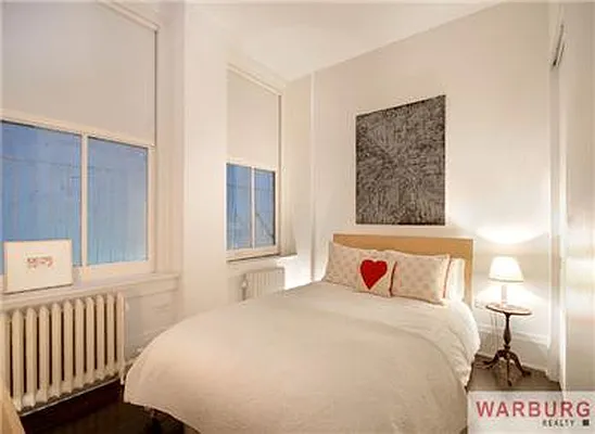Sold by Warburg | media 48