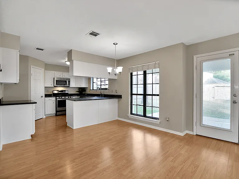 20431 Lone Star Oak St — Photo 8