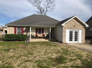 1361 Piercy Ct, Lebanon, TN 37087