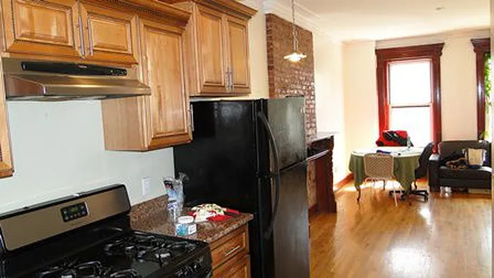 Rented by Elite NY Holdings | media 18