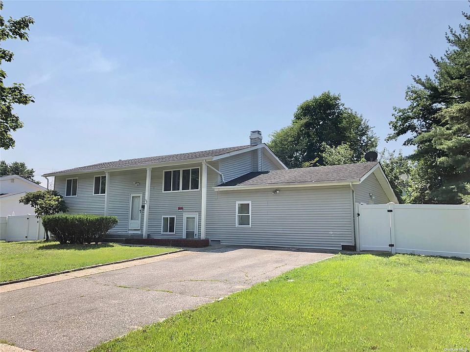 132 Colonial Springs Road, Wheatley Heights, NY 11798 | Zillow