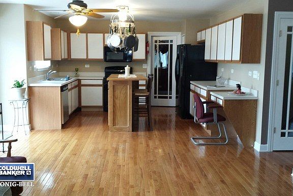 4th image of 2292 Rosemary Ct