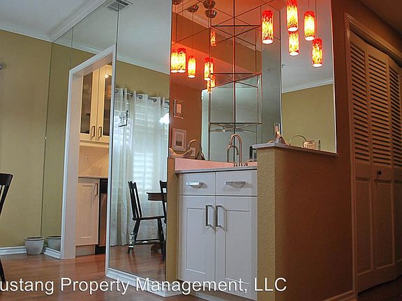 5th image of 3409 Binkley Ave APT B