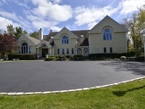 4th image of 1 Redmond Ln