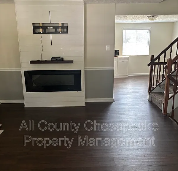 820 Comer Sq — Photo 3