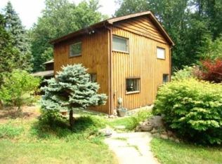 250 Sally Ann Furnace Rd, Mertztown, PA 19539