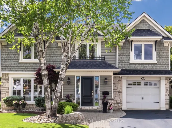 16 Ferndale Cres, Brampton, ON L6W 1E9