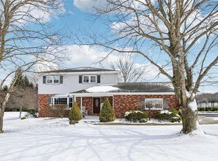 319 Brewster Rd, New Castle, PA 16102