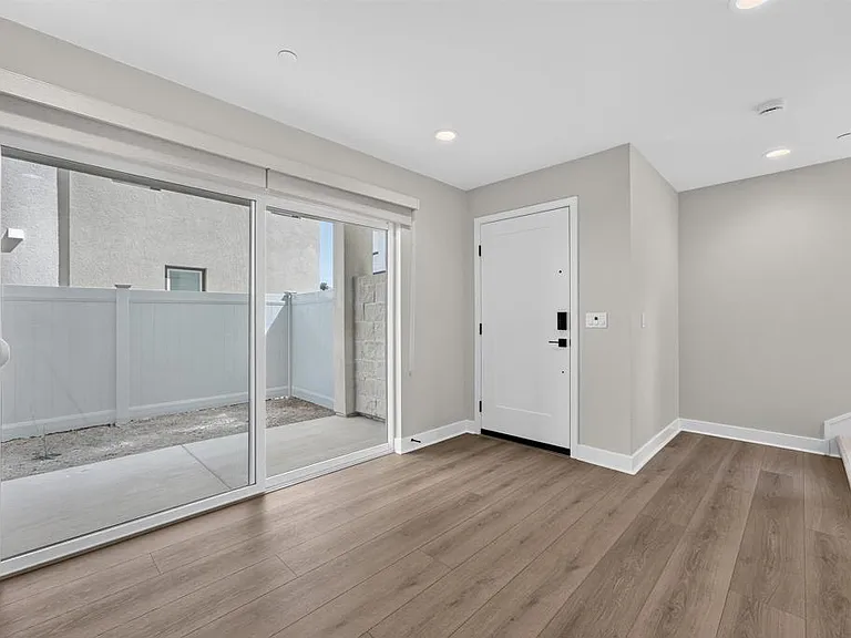 14621 Dunleer Way — Photo 3