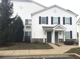 2025 Silverstone Dr #2025, Carpentersville, IL 60110