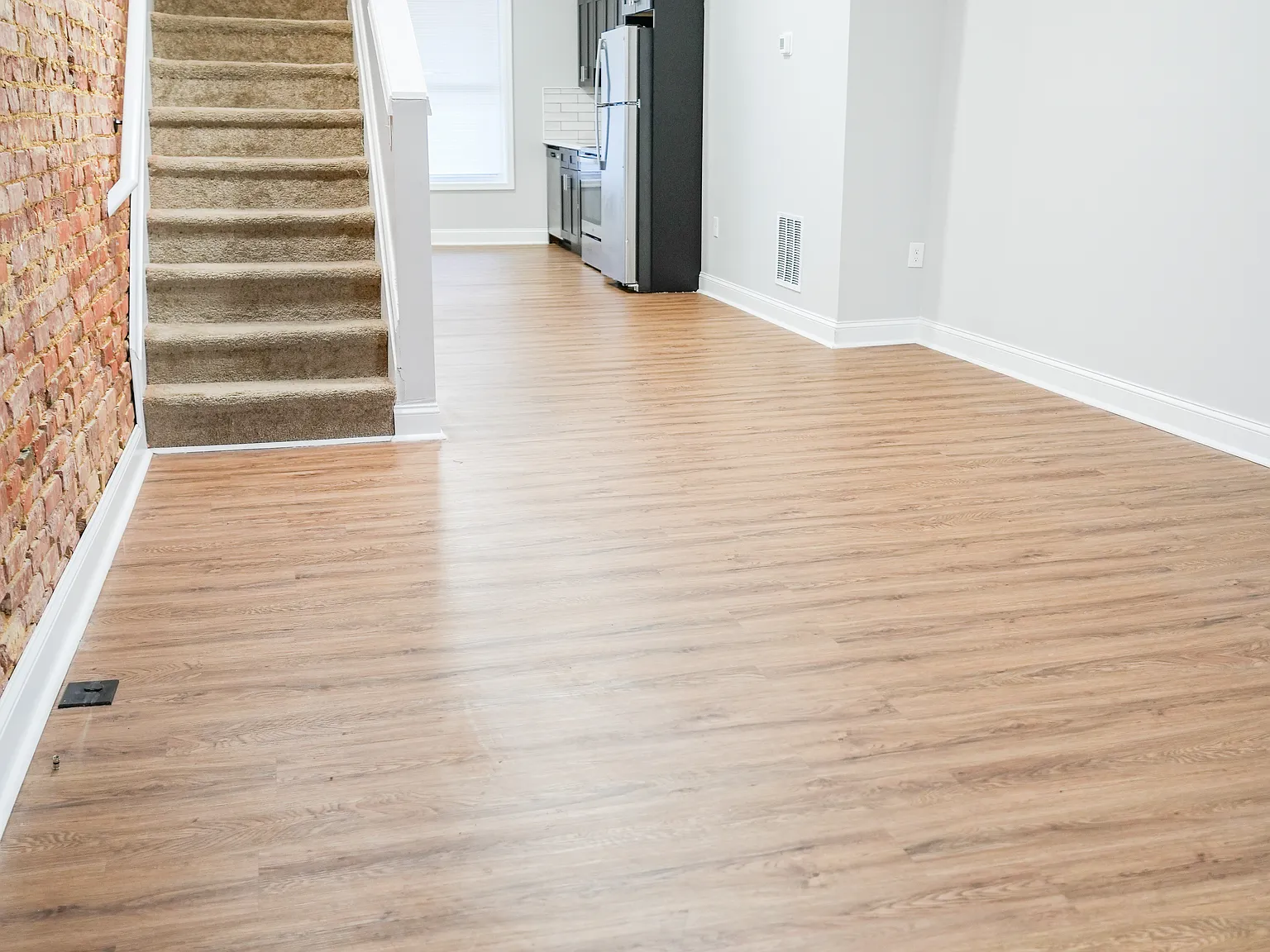 2 bed, 2.0 bath, $2,100 — Photo 2